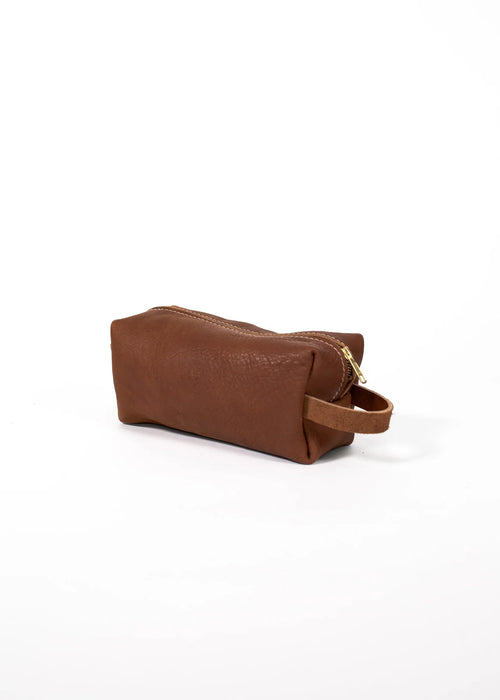 Trousse de toilette en cuir